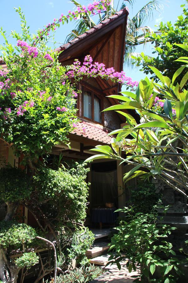 Blue Star Bungalows & Cafe Amed Buitenkant foto